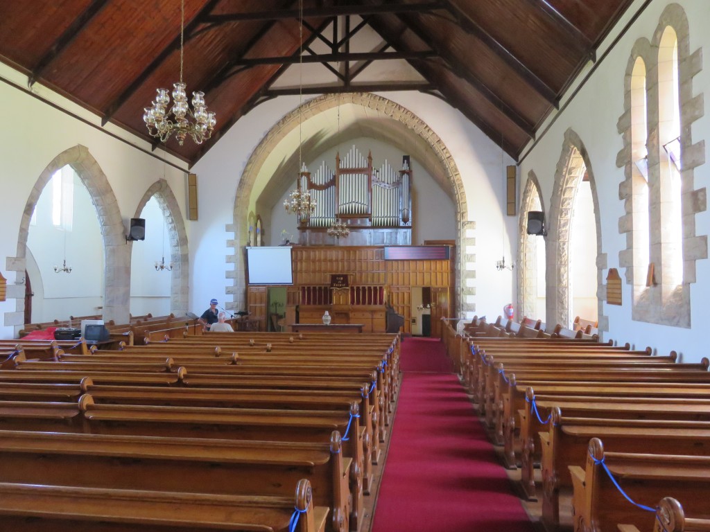 Fouriesburg NG church inside